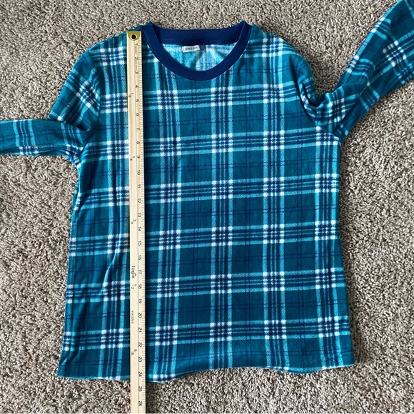 Yarn & Sea Women's Velour 2-Piece Pajama Sets - Picture 6 of 9